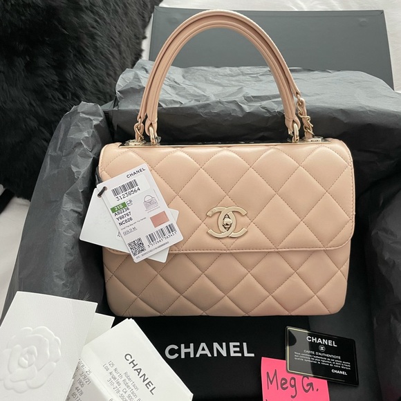 LIKE NEW 🖤 CHANEL 21S Light Beige Small Trendy CC - Picture 4 of 16